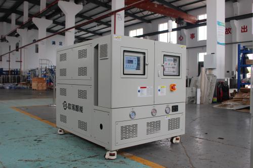 模溫機(jī)的溫度控制系統(tǒng)有哪些類型？